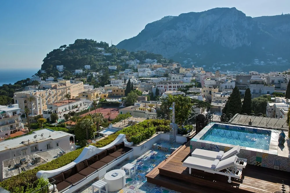 Scenic destination for special visa processing